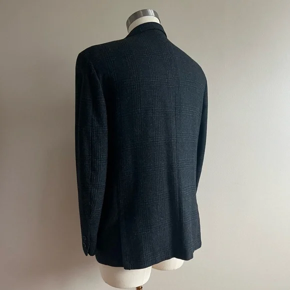 Ivy Trad 3/2 Roll Navy Plaid Wool Sportscoat - Picture 4 of 9
